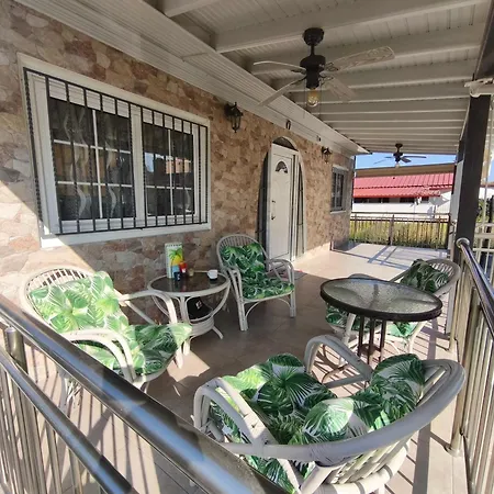 Dom wakacyjny Sofia By The Sea *